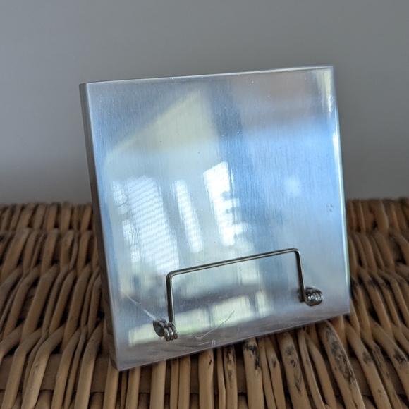 POTTERY BARN small metal photo stand - Picture 1 of 6